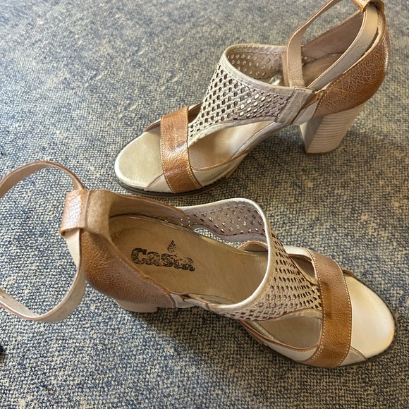 Sundance Casta Brand Metallic Sandals - Picture 3 of 5